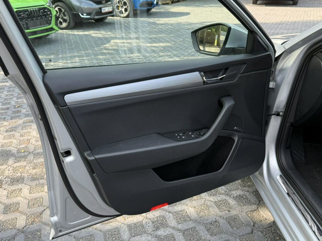 Zdjęcie pojazdu